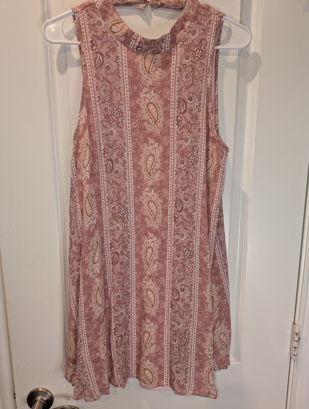 Andrée by Unit Medium Pink Paisley Sleeveless Blouse Boho Flowy Top